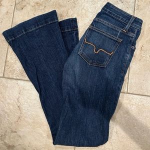 Kimes Women’s Flare Jeans (Jennifer)